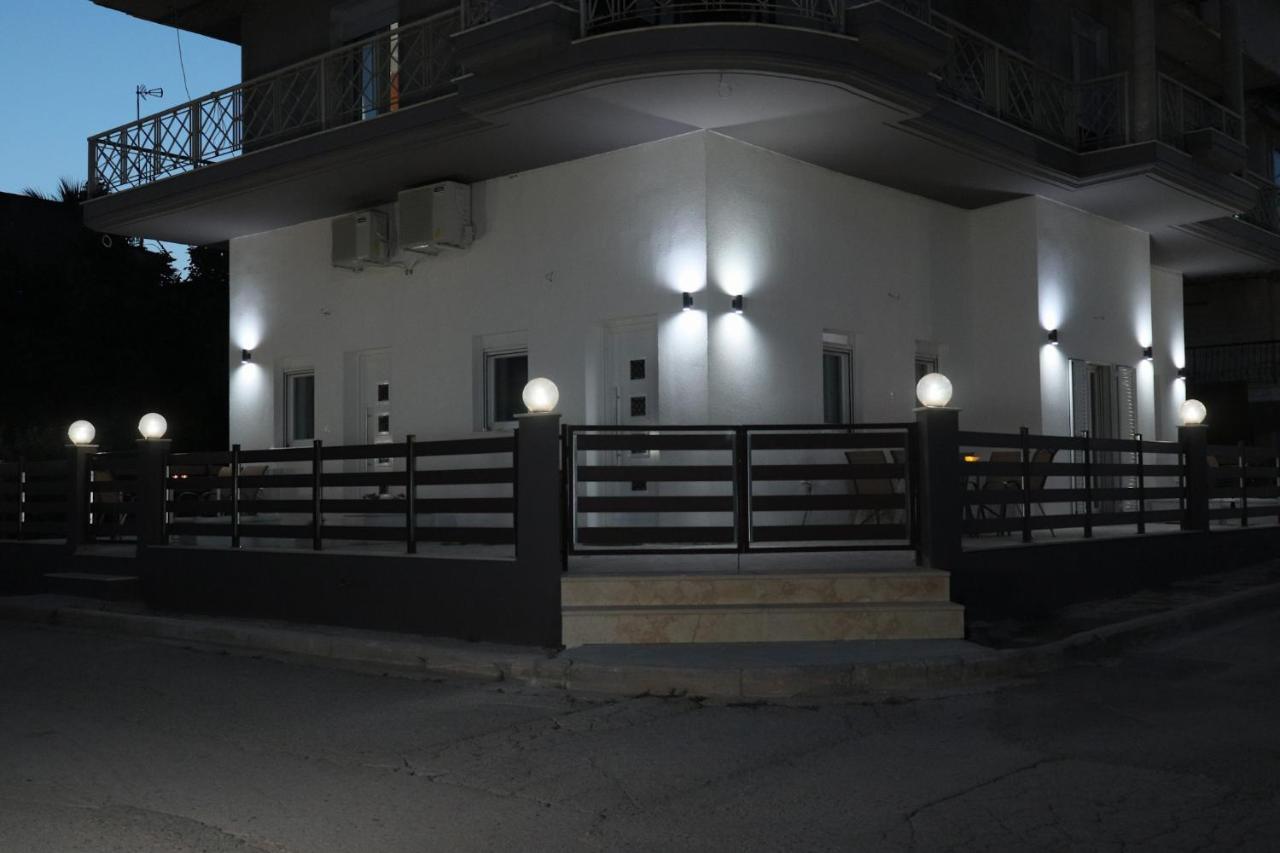 Filippou Luxury Apartments ฟิออยิตา ภายนอก รูปภาพ